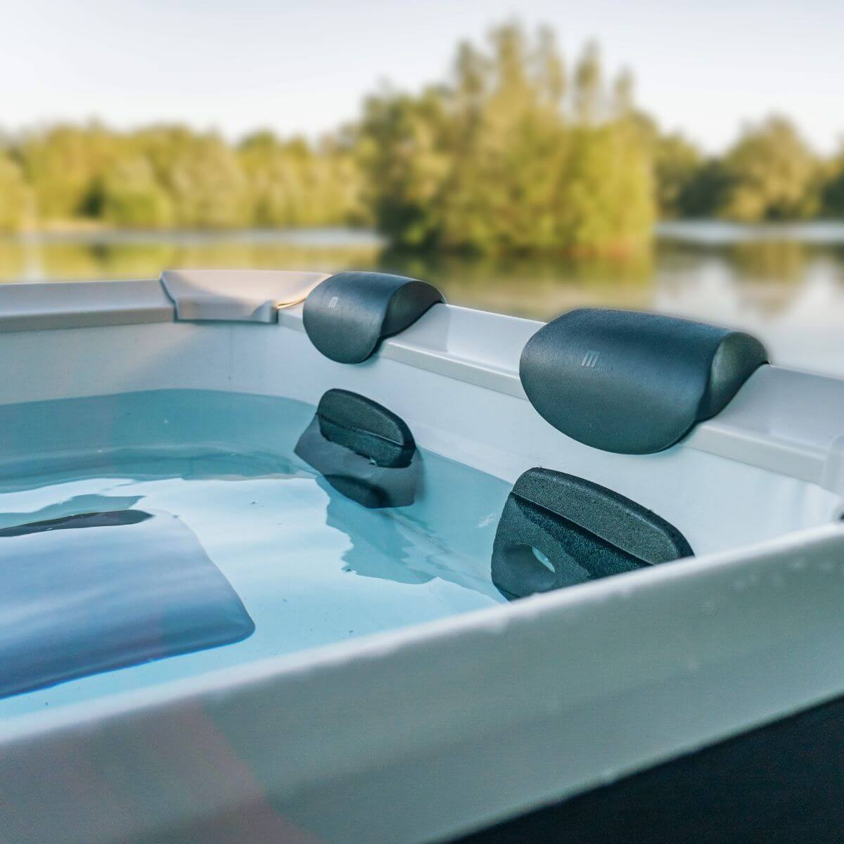 MSPA Frame Series - OSLO 2-6 Person Inflatable Hot Tub Spa w OLED Touch Screen & Hydro Jet Massage